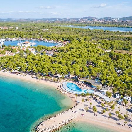 Mobile Homes Solaris Vacanceselect Šibenik Екстериор снимка
