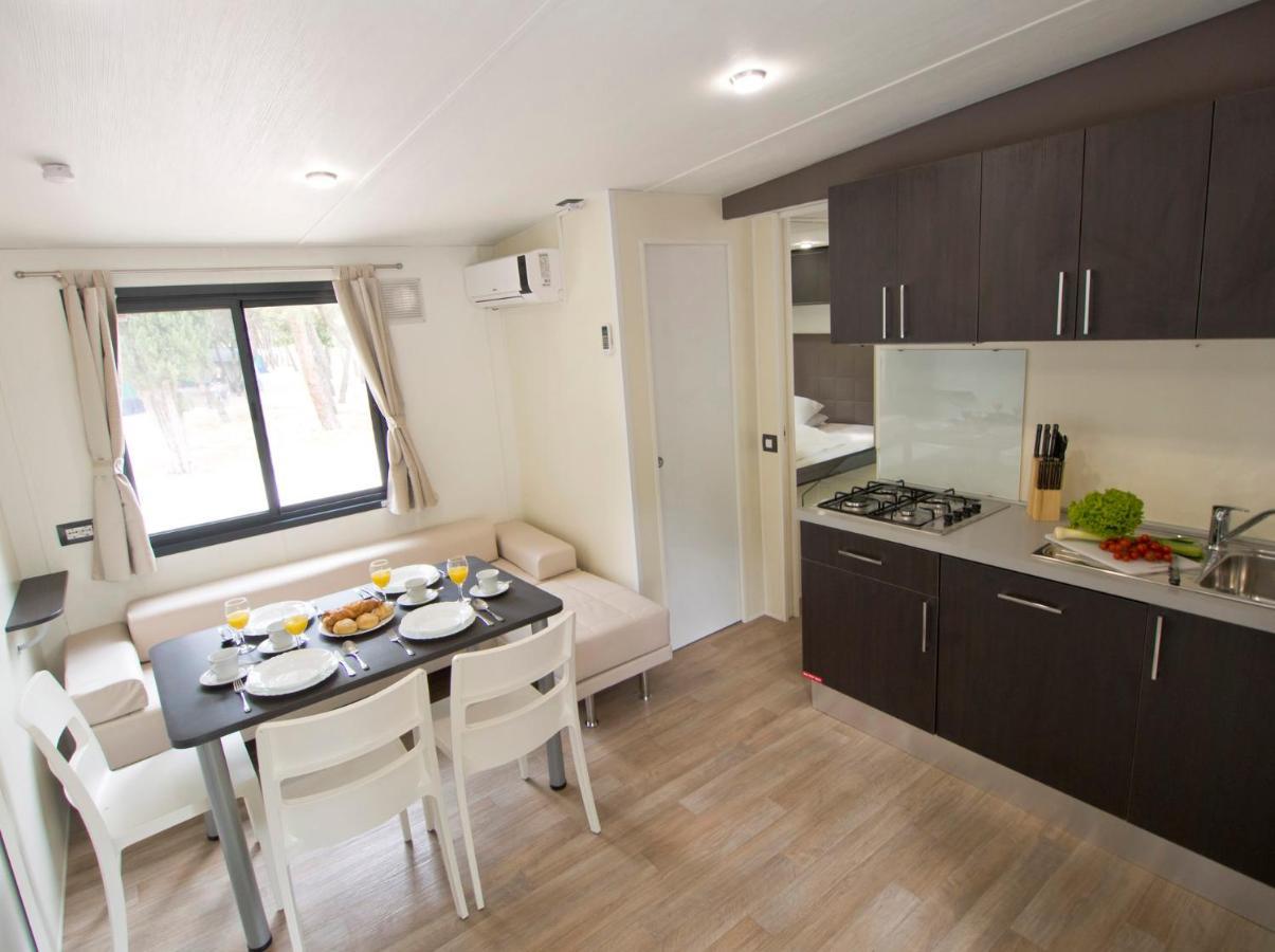 Mobile Homes Solaris Vacanceselect Šibenik Екстериор снимка