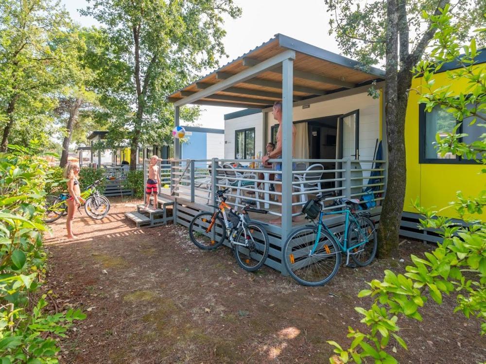 Mobile Homes Solaris Vacanceselect Šibenik Екстериор снимка