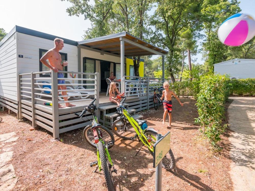 Mobile Homes Solaris Vacanceselect Šibenik Екстериор снимка